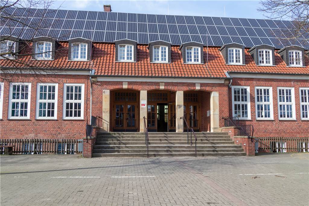 Nach Infektion von Betreuerin: Massentest an Vredener Grundschule An der St.-Norbert-Schule wurde am Mittwochnachmittag ein Massentest durchgeführt.