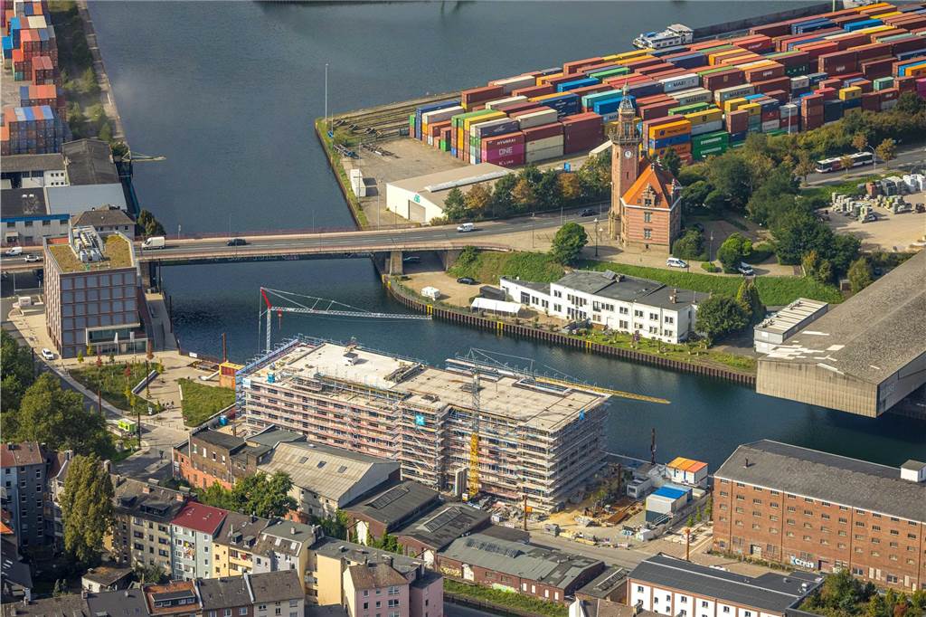 Von B1-Ausbau bis Speicherstraße: Das waren die großen Baustellen 2023 An der südlichen Speicherstraße fällt aktuell vor allem der Bau des „Lensing Media Port“ ins Auge.