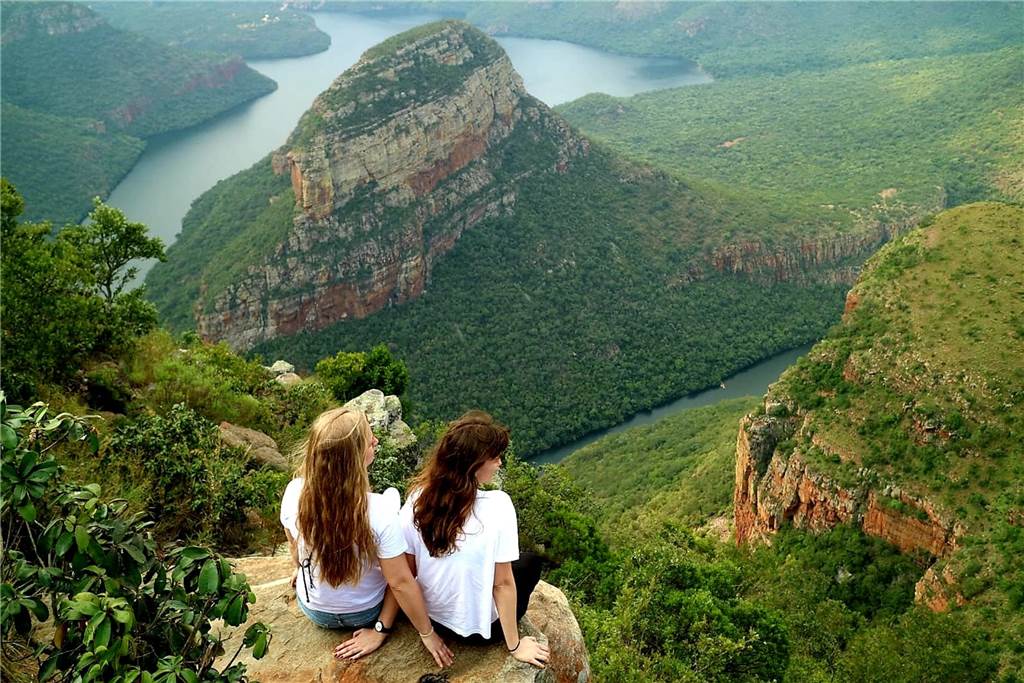 Südafrika-Reise wird wegen Corona zum Horrortrip: Am Ende läuft Alstätterin nach Deutschland An deren ersten Tagen konnten die beiden jungen Frauen den Urlaub noch genießen.