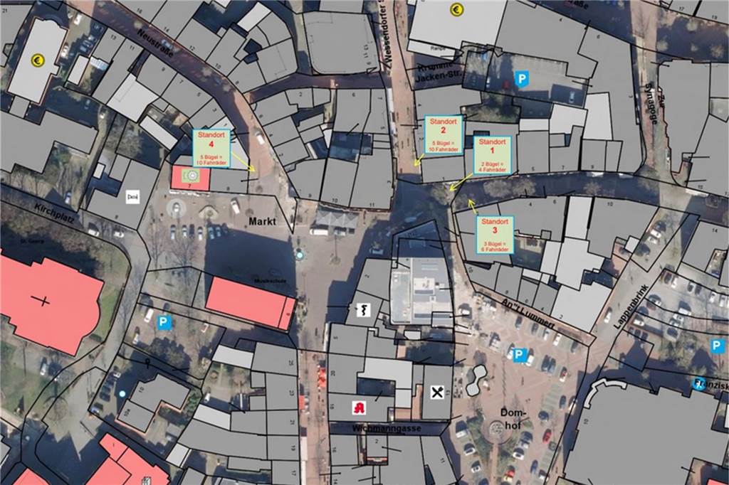 Diskussion um Fahrradparkplätze am Markt: Es gibt Alternativen An diesen vier Standorten könnten neue Fahrradabstellmöglichkeiten entstehen.