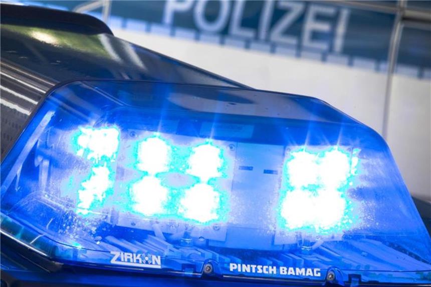Alarm in Berliner Grundschule: Polizei evakuiert Gebäude An einer Berliner Grundschule gibt es einen Verdacht auf eine „Gefahrenlage“. Foto: Friso Gentsch/Archiv