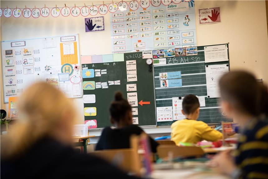 Von Maskenpflicht bis Schnelltest: Wie die Schulen Corona-Infektionen vermeiden könnten An Grundschulen mussten die Kinder bislang oft keine Maske im Unterricht tragen.