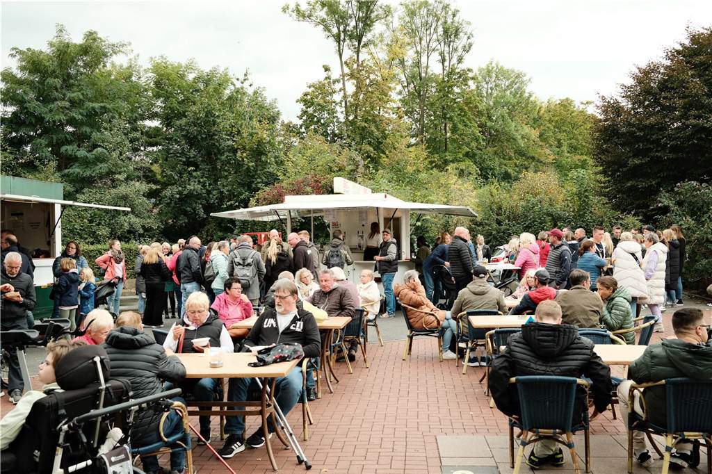 Erfolgreicher Herbstmarkt bei „Nordkirchener Wetter“ Anders als 2023 stimmte in diesem Jahr auch das Wetter beim Herbstmarkt.