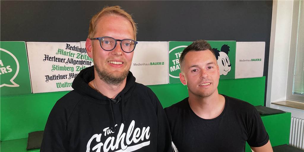 Sporttalk: Dennis Korte und Andre Hoppius sind zu Gast Dennis Korte (r.) war bis vor wenigen Wochen noch Trainer bei B-Ligist SF Stuckenbusch II. In der kommenden Saison wird er Teil des Trainerteams beim VfB Waltrop.