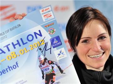 Andrea Henkel will noch bis zu den Winterspielen 2014 dabei sein. Foto: Hendrik Schmidt