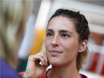 Andrea Petkovic nahm die Niederlage gegen die USA auf ihre Kappe. Foto: Felix Kaestle