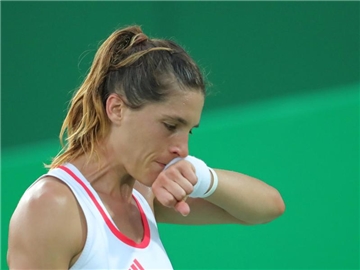 Andrea Petkovic spielt zurzeit nicht ihr bestes Tennis. Foto: Michael Kappeler