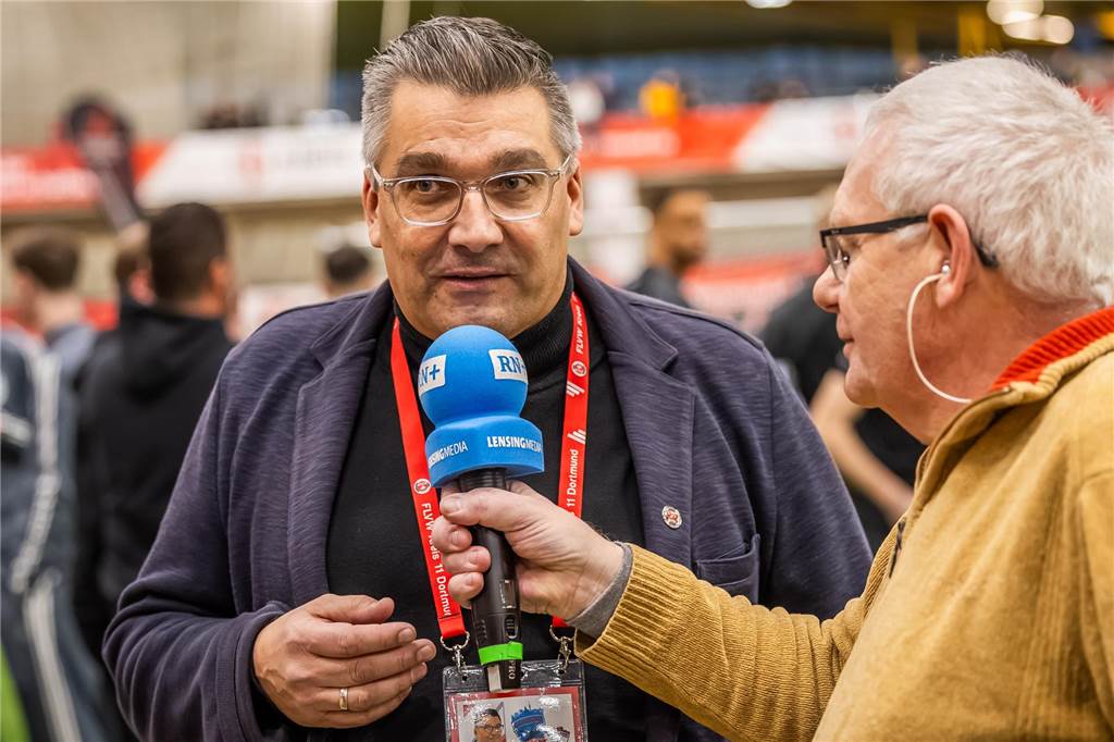 Klub von Dortmunder Hallenstadtmeisterschaft ausgeschlossen: „Verständnis hat keiner“ Andreas Edelstein (l.) ist Vorsitzender des Fußballkreises Dortmund.