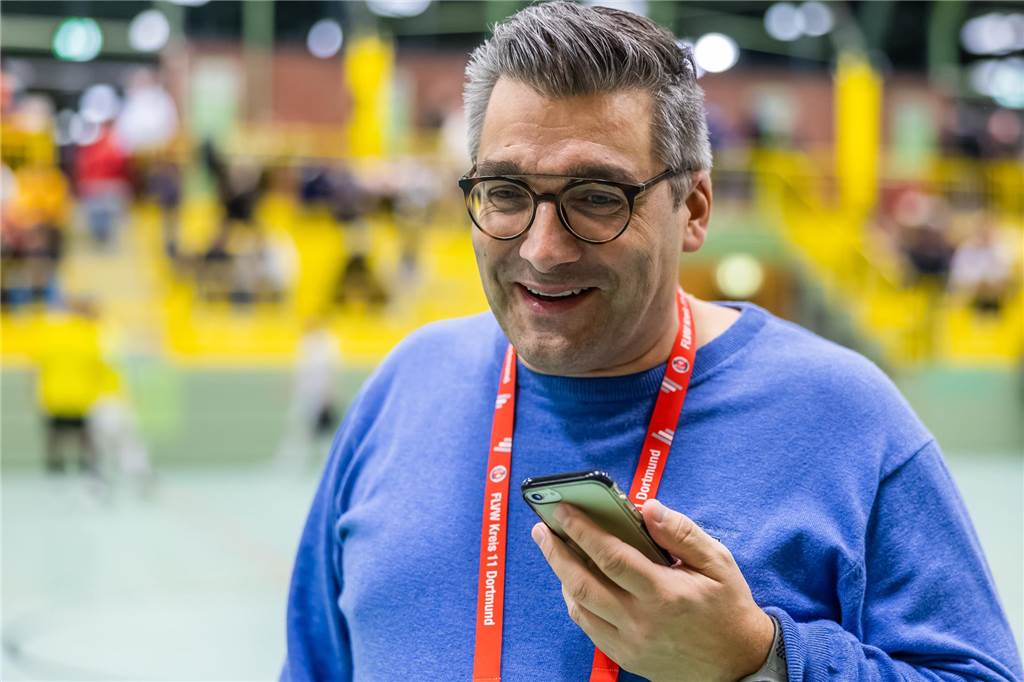 Kirchlinde-Absage kostet Veranstalter mehrere tausend Euro: Kreis prüft Regressansprüche Andreas Edelstein und der Fußballkreis Dortmund hatten für das Entscheidungsspiel extra einen Sicherheitsdienst bestellt.