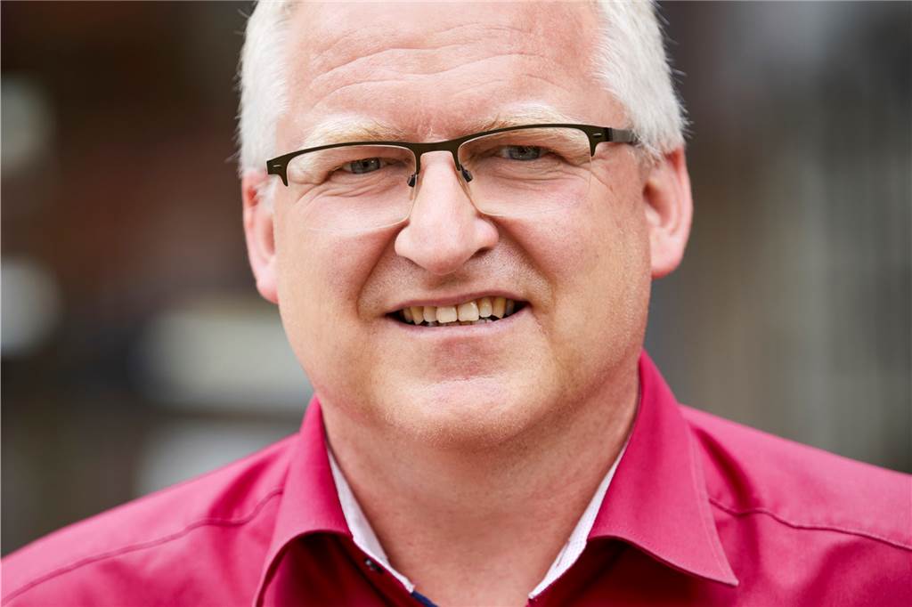 Gebürtiger Castrop-Rauxeler ist Andreas Pietsch. Er hat sich einem Stück Stadtgeschichte angenommen, obwohl er längst nicht mehr in der Europastadt lebt, und einen Roman aus der Geschichte um die mit Pilzen vergifteten Kinder von 1918 geschrieben.
