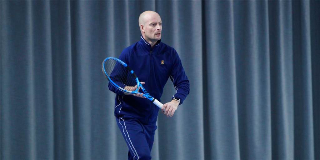 Andreas Thiveßen und sein Team gewinnen gegen Ex-Weltranglisten-Siebten und French-Open-Spieler Andreas Thiveßen und der TV Espelkamp hatten am ersten Spieltag einen echten Hochkaräter zu Gast.