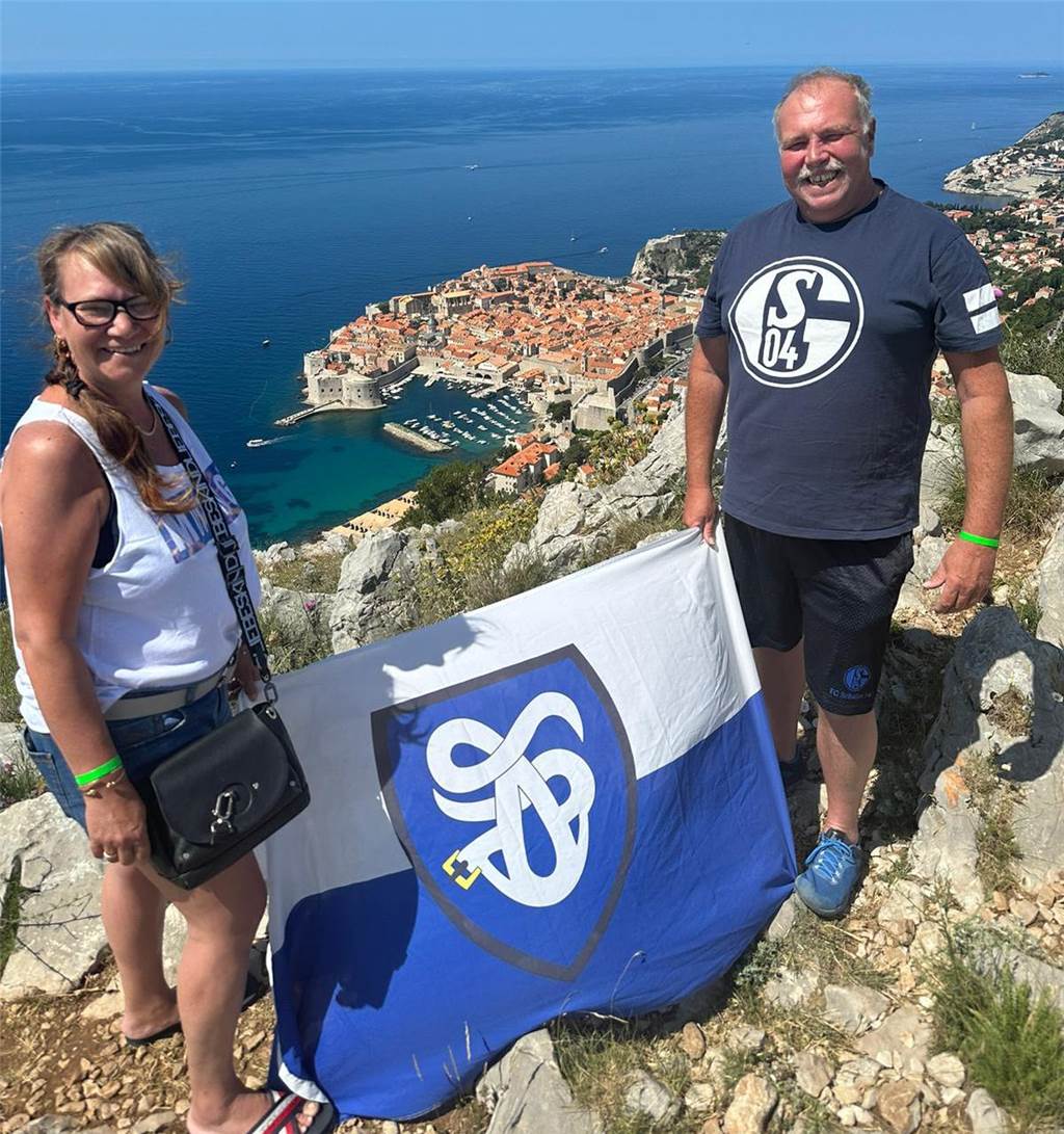 Andreas und Petra Thoring verbrachte ihren Urlaub in Zagreb und Zadar-Nin mit Ausflügen nach Montenegro und Bosnien Herzegowina. 