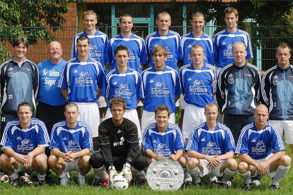 FC Castrop-Rauxel hat Pech: Waltroper Nothilfe wurde verlängert - Joker Sabra sticht sofort Andree Sabra (oben rechts) gehörte 2007 dem Bezirksliga-Meister- und Landesliga-Aufstiegs-Team des VfB Habinghorst an.