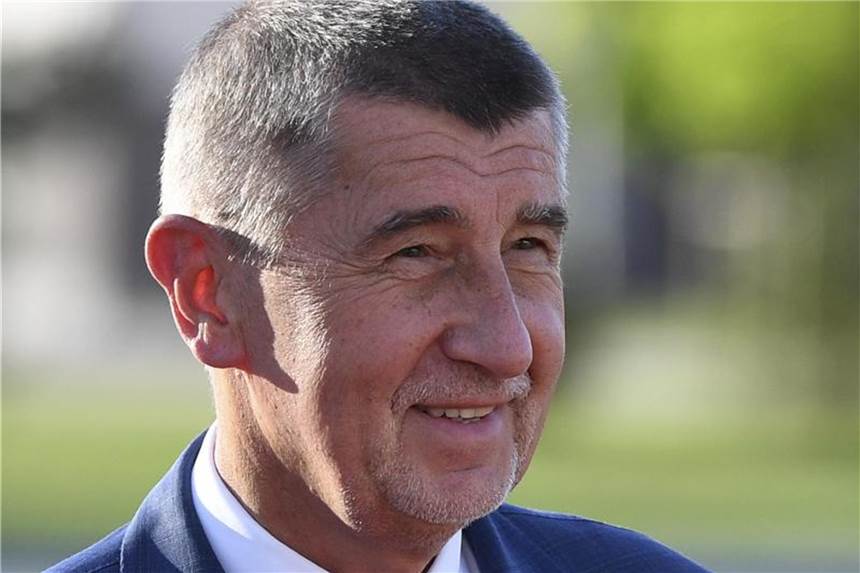 Tschechiens Regierungschef fordert Härte gegen Flüchtlinge Andrej Babis, Ministerpräsident von Tschechien, fordert Härte gegen Flüchtlinge. Foto: Vassil Donev/POOL EPA