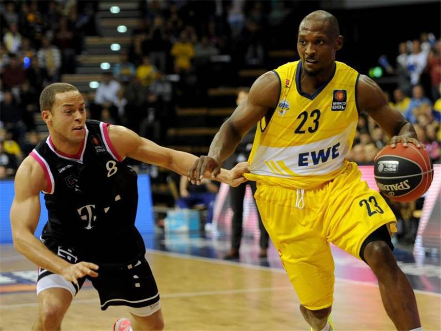 Göttingen verpflichtet Basketball-Profi Mangold aus Bonn Andrej Mangold wechselt von den Telekom Baskets Bonn nach Göttingen. Foto: Ingo Wagner