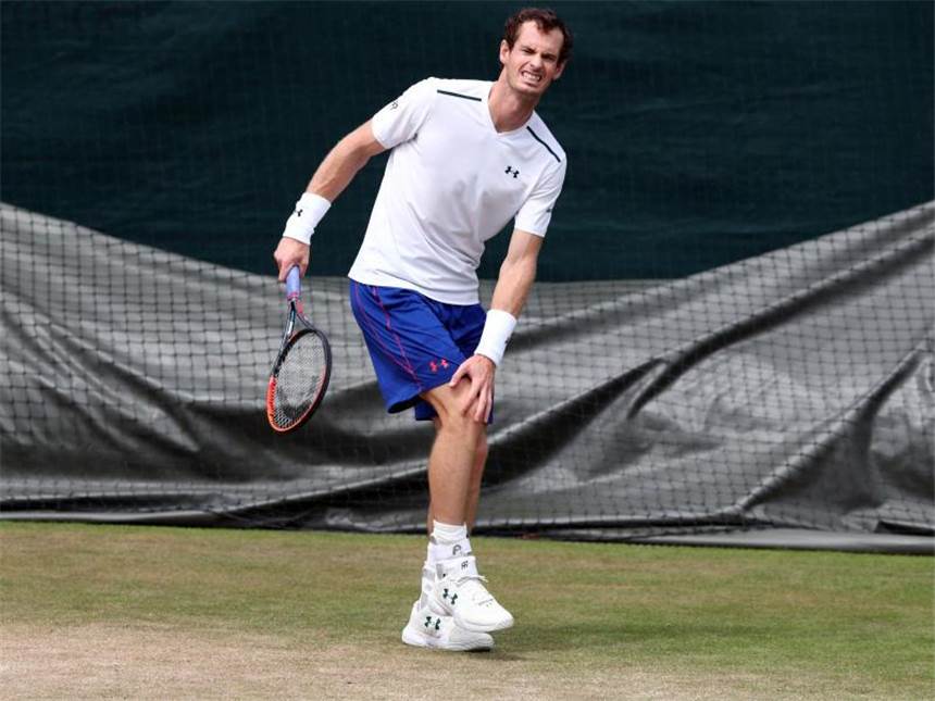 Das bringt der Tag in Wimbledon Andy Murray plagt beim Training über Schmerzen. Foto: Gareth Fuller/PA Wire