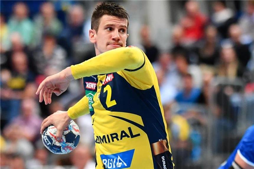 Löwen kassieren erste Niederlage in der Champions League Andy Schmid erzielte fünf Treffer bei der Rhein-Neckar-Löwen-Niederlage in Skopje. Foto: Uwe Anspach