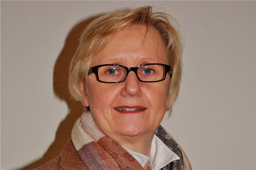 Stadt unterstützt die Freiwilligenagentur „Handfest“ zwei weitere Jahre Angelika Litmeier leitet die Freiwilligenagentur „Handfest“.