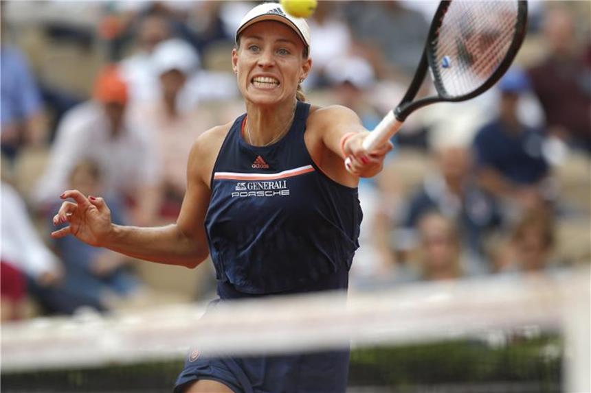 Zverev und Kerber weiter - Görges scheidet früh aus Angelique Kerber hat in Eastbourne gegen Dominika Cibulkova 6:3, 6:3 gewonnen. Foto: Michel Euler/AP