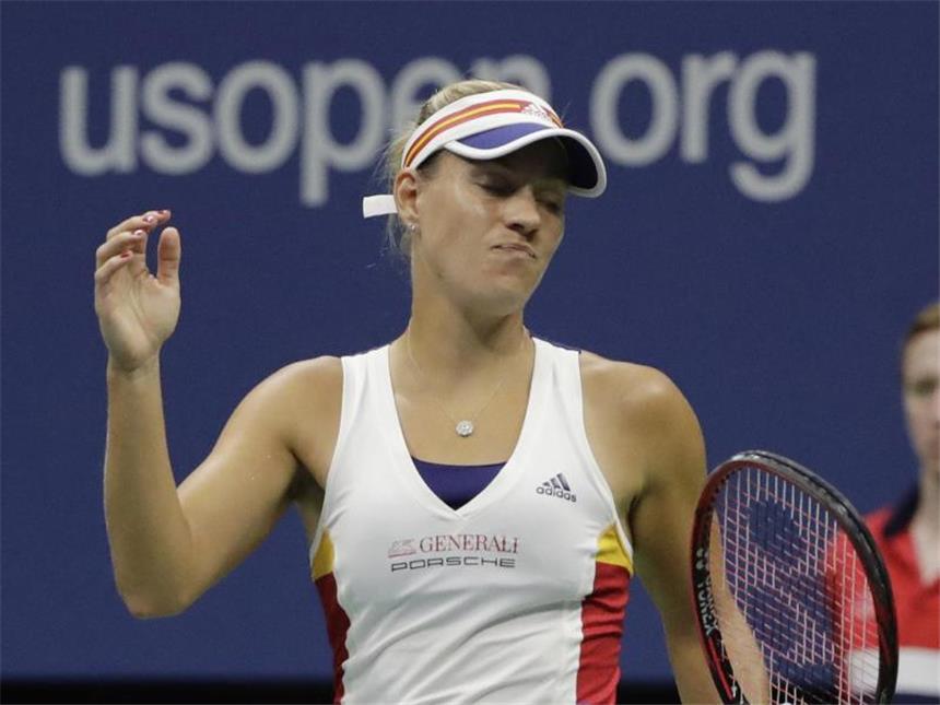 Bitteres Aus für Titelverteidigerin Kerber bei US Open Angelique Kerber unterliegt klar in ihrem Auftaktmatch der US Open. Foto: Frank Franklin Ii