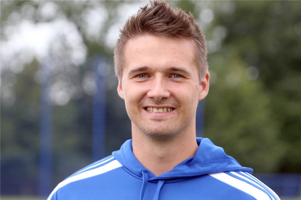 Angelo Podeschwa ist Jugendtrainer beim TSC Eintracht Dortmund.