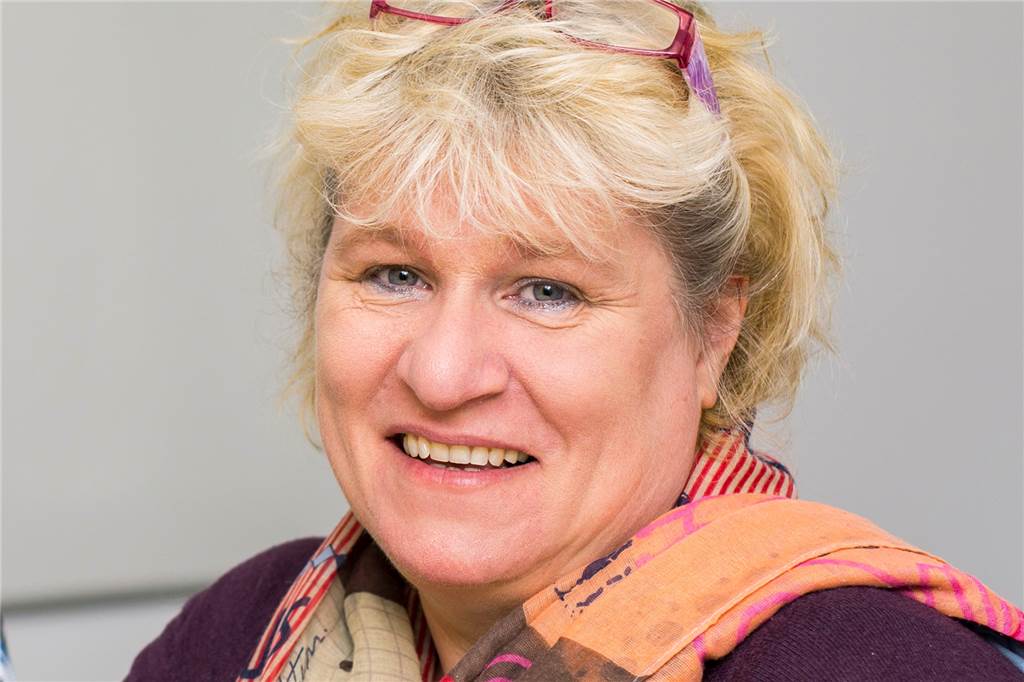 Elternärger über Pläne des Landes für normalen Schulbetrieb ab 8. Juni Anke Staar ist bei den Stadteltern Dortmund und als Vorsitzende der Landeselternkonferenz aktiv.