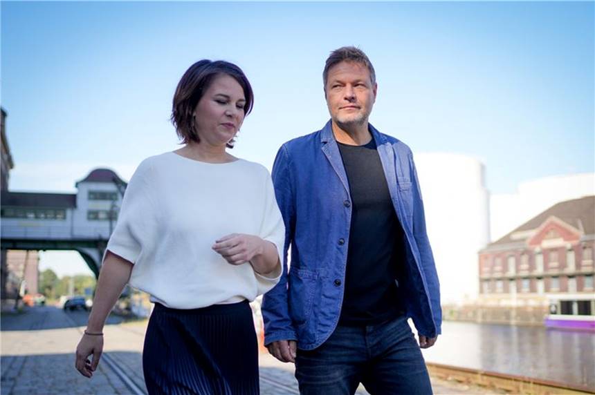 Annalena Baerbock, Bundesvorsitzende von Bündnis 90/Die Grünen, und Robert Habeck, Bundesvorsitzender von Bündnis 90/Die Grünen, wollen mit der SPD und der FDP sondieren.