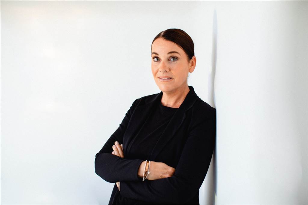 Maskenpflicht in Klassenräumen endet: „Meine Kinder haben überhaupt kein Problem mehr mit der Maske“ Annette Feller ist Paar- und Familientherapeutin. Sie sagt: "Die Eltern merken erst jetzt, wie erschöpft sie sind."