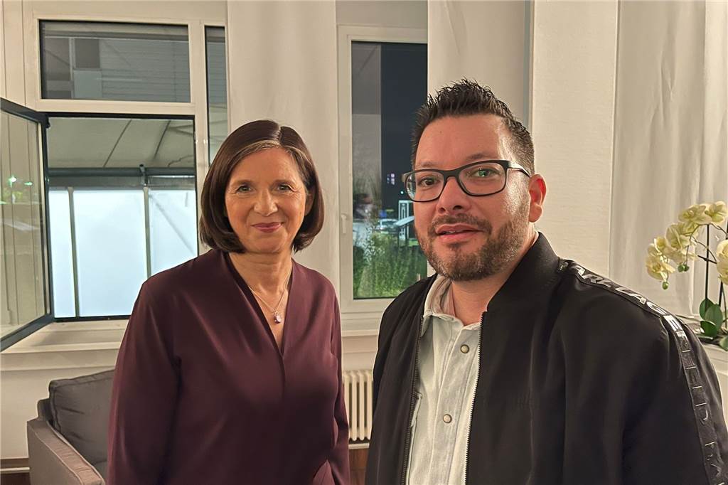 Nach Auftritt bei Plasberg: Gastwirt Antonio Link erhält geheime Informationen Katrin Göring-Eckardt Antonio Link