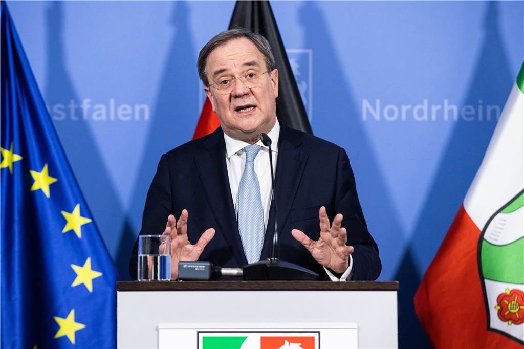 Der Sport taucht in der Beschlussvorlage nicht auf – Training kann zeitnah verboten werden Armin Laschet (CDU), Ministerpräsident von Nordrhein-Westfalen, hat erklärt, welcher Inzidenzwert als Maßstab genommen wird.