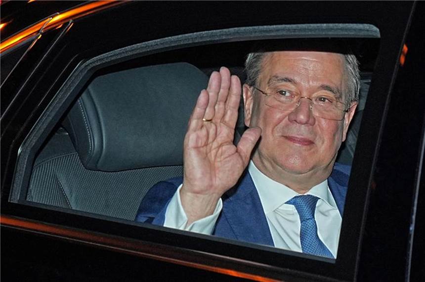 Unmut im Osten: CDU-Politiker machen Front gegen Laschet Armin Laschet nach der Bundestagswahl. Die Kreisverbände im Osten machen nun offen Front gegen den CDU-Spitzenkandidaten.