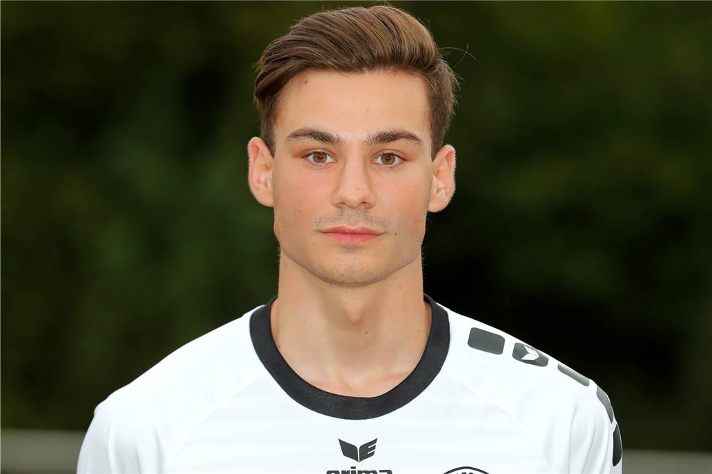 Stürmerrochade bei Westfalia Wickede: Ein Offensivspieler geht und ein neuer kommt Armin Mehovic verlässt Westfalia Wickede.