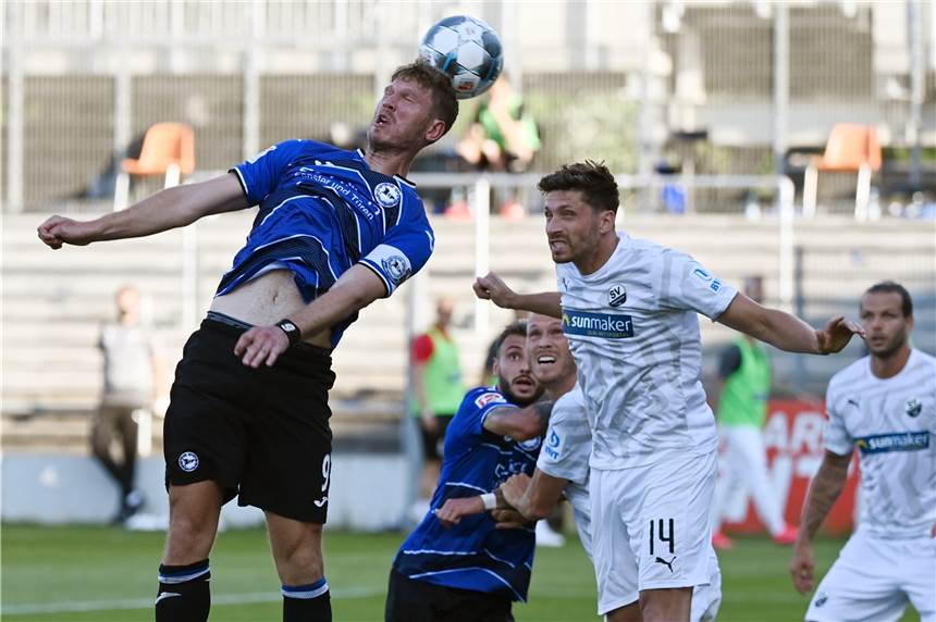 Last-Minute-Schock: Amos Pieper und Arminia Bielefeld verspielen Vorsprung auf HSV Arminia Bielefeld um Kapitän Fabian Klos konnte wieder keinen Sieg holen.