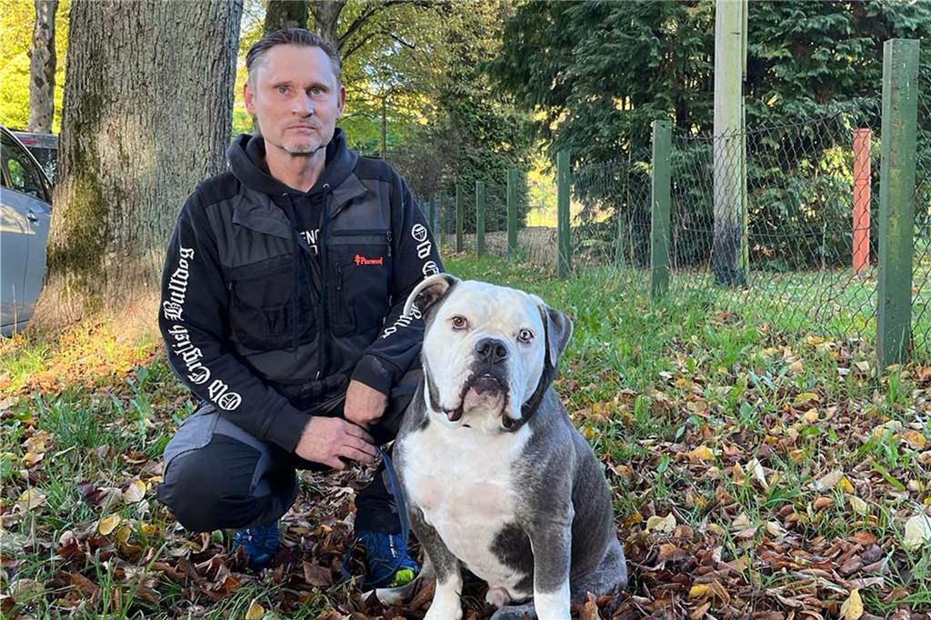 Keine Hundewiese in Haltern: Wo dürfen Hunde freilaufen und wo nicht? Arnd Ruppert ist ehrenamtlicher Hundetrainer beim Hundesportverein Haltern.