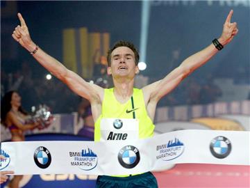 Arne Gabius beeindruckte auf der Marathondistanz mit einem schnellen Debüt. Foto: Roland Holschneider