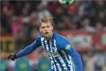 Arne Maier hat seinen Vertrag bei Hertha BSC verlängert. Foto: Bernd Thissen