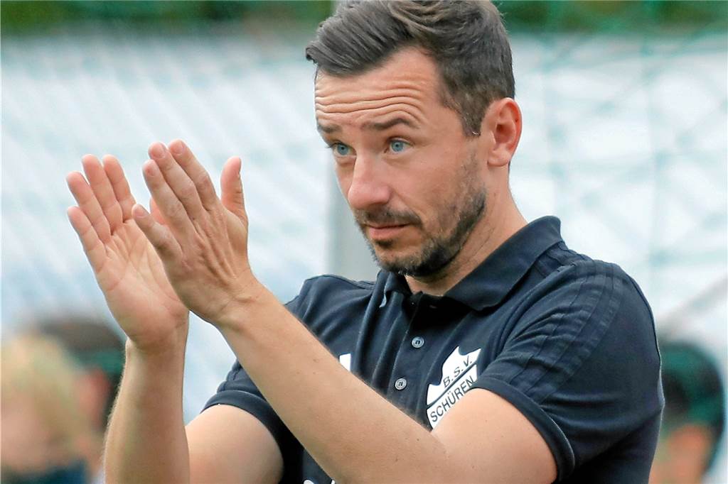 Schüren trotz Kantersieg mit Sorgen - Bövinghausen bekommt die Grenzen aufgezeigt Arthur Matlik hätte gerne noch etwas mehr Zeit mit seinem BSV Schüren vor dem Start der Rückrunde in der Fußball-Westfalenliga.