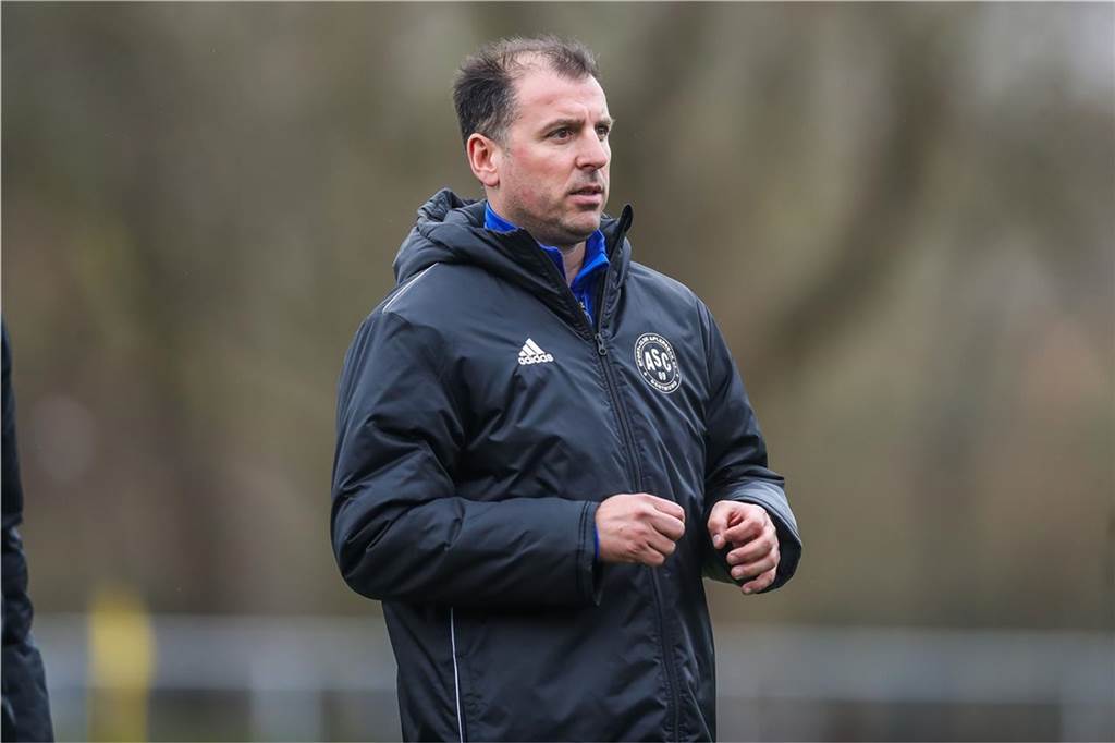 ASC-Trainer verbringen fast mehr Zeit miteinander als mit der Familie ASC-Cheftrainer Antonios Kotziampassis kennt seinen Assistenten schon sehr lange.