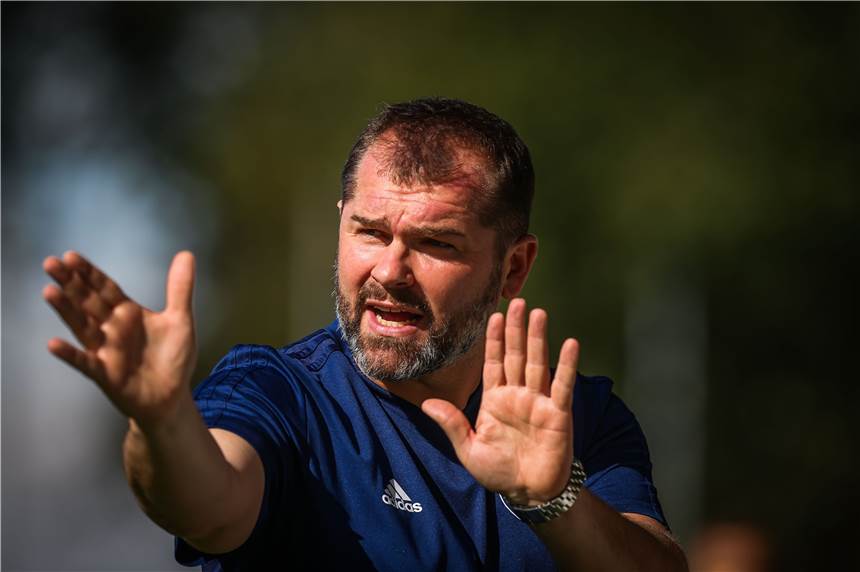 Zombis, Zäune, Zuhörer - Stimmt ab: Welcher Trainer hat den besten Spruch rausgehauen? ASC-Trainer Daniel Sekic war nach dem Spiel gar nicht mehr zu halten.
