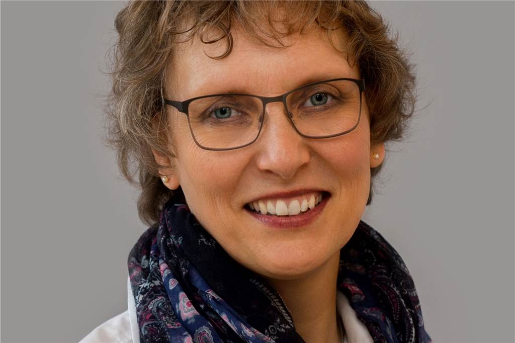 Energiepreise und Stornierungen: Verbraucherschützer am Limit Astrid Lindner berät Kunden in der Verbraucherberatungsstelle in Kamen.