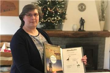 Astrid Vogt bekocht ihre Gäste im Traditionslokal an der Werner Straße. Der Gastraum mit dem Herdfeuer gehört zum einstigen Bauernhof.