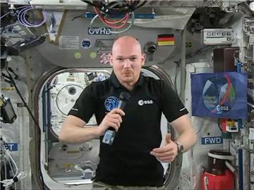 Astronaut Alexander Gerst an Bord der Internationalen Raumstation (ISS). Foto: NASA TV