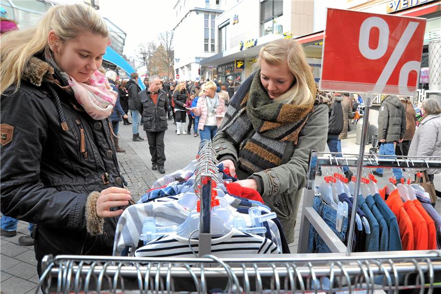 Auch 2018 gibt es vier verkaufsoffene Sonntage in Schwerte. Foto: Paulitschke (A)