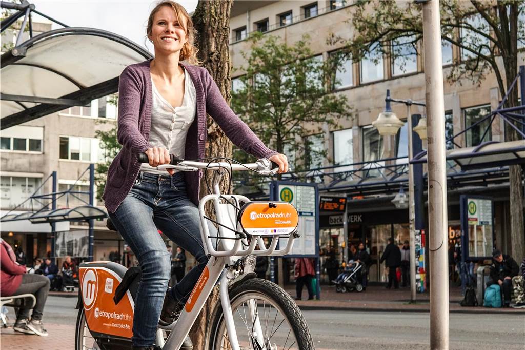 Neues Fahrradverleihsystem: Viele Lüner können es kostenlos nutzen Auch an den anderen Standorten des Projekts – wie hier in Hamm – kann man ein Fahrrad leihen.