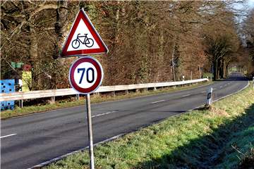 Auch auf Höhe des Ketteler Hofes gibt es keinen Radweg an der Rekener Straße.