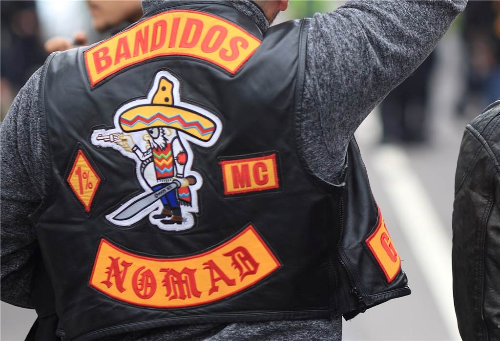Foto entlarvt einen Gast beim AfD-Stammtisch in Dorsten Lederjacke der Bandidos
