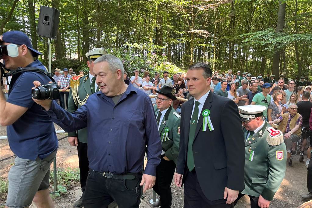 Auch Bürgermeister Tobias Stockhoff gehörte zu den ersten Gratulanten.
