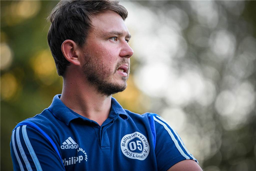 Zahlen Klubs weiter Trainergehälter? „Wer Geld bekommt, mag seinen Verein nicht“ Auch BV-Trainer Marco Fischer verzichtet derzeit auf seine Prämien.