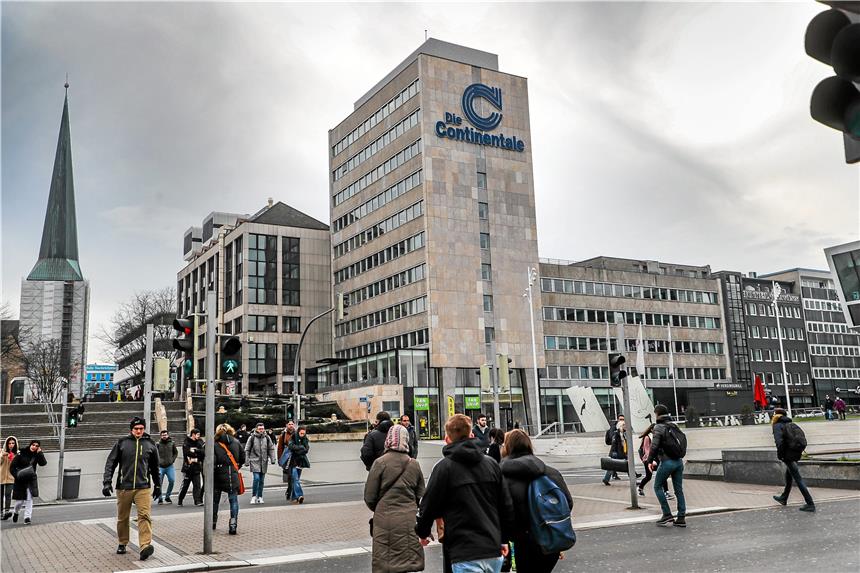 Harenberg City-Center und weitere große Immobilien verkauft Auch das Continentale-Gebäude neben dem Fußballmuseum hat den Eigentümer gewechselt.