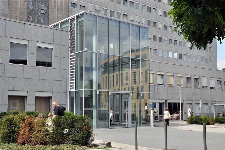 Krankenhäuser fürchten ethische Zwickmühle Auch das St.-Marien-Hospital in Lünen sieht Probleme mit der neuen Pflegepersonaluntergrenzen-Verordnung.